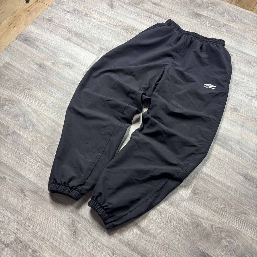 Umbro Black Track Pants (M)