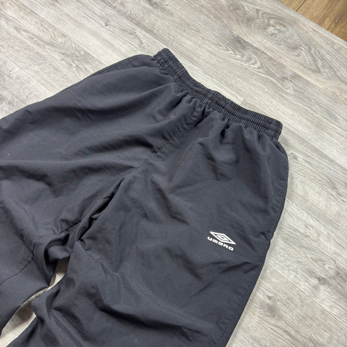 Umbro Black Track Pants (M)