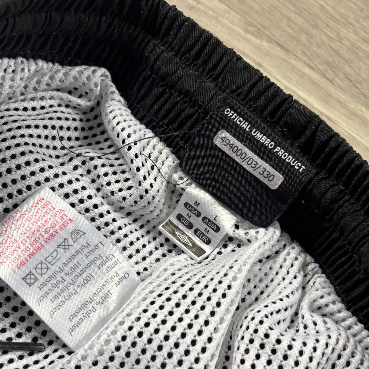 Umbro Black Track Pants (M)