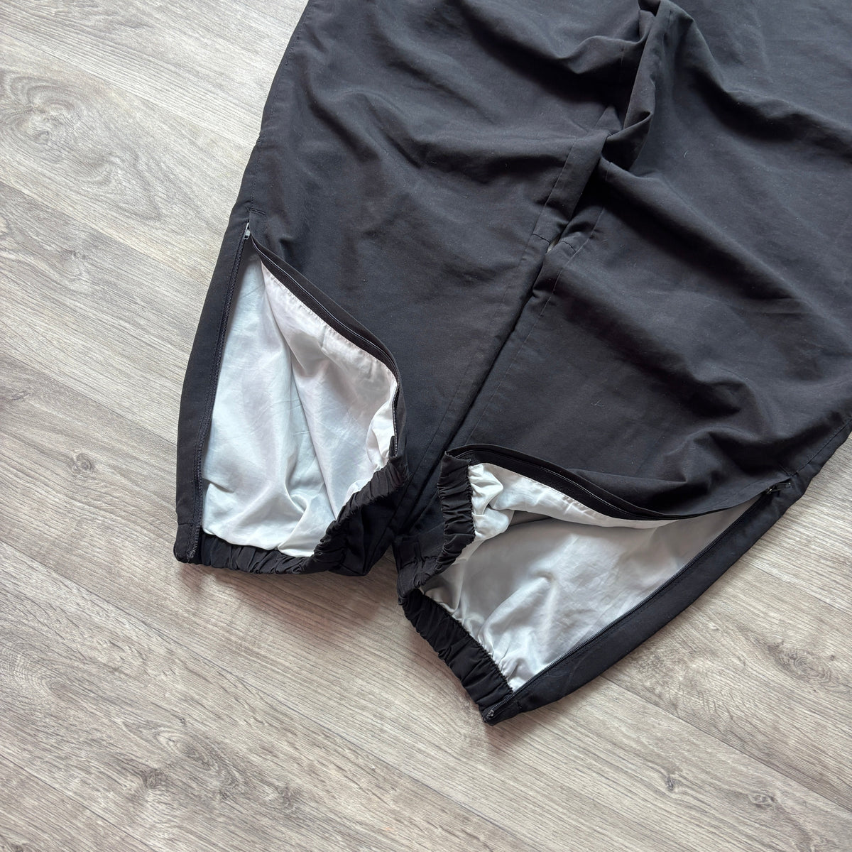 Umbro Black Track Pants (M)