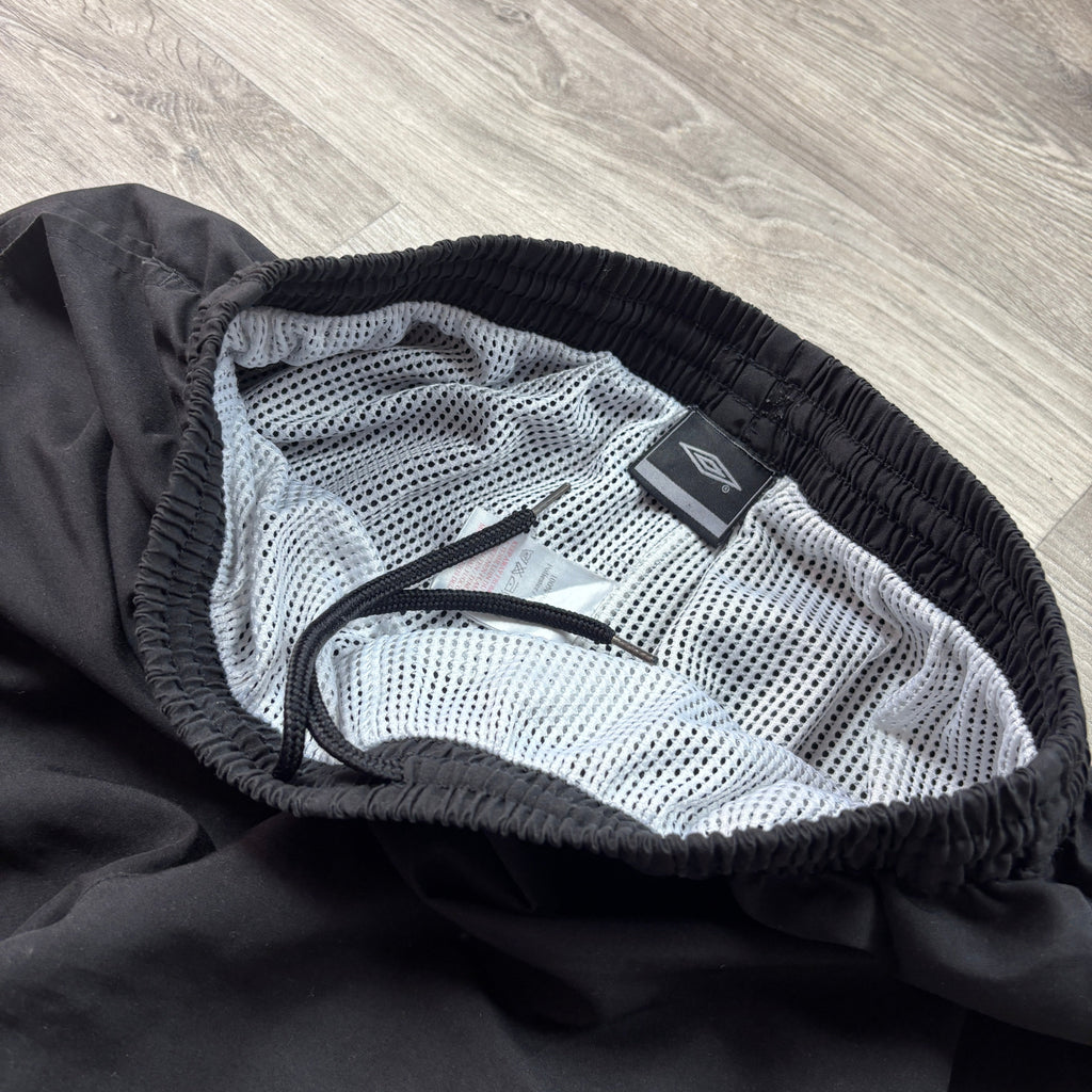 Umbro Black Track Pants (M)