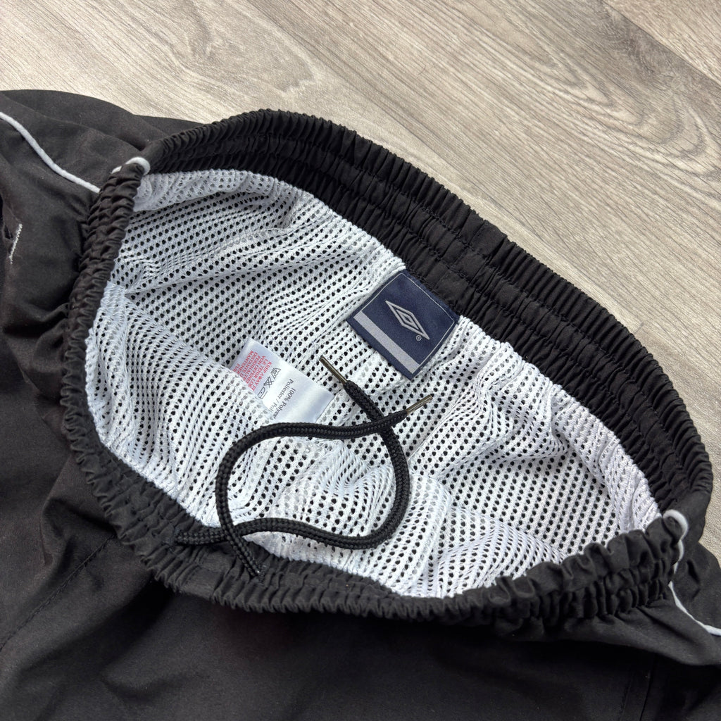 Umbro Black Track Pants (M)