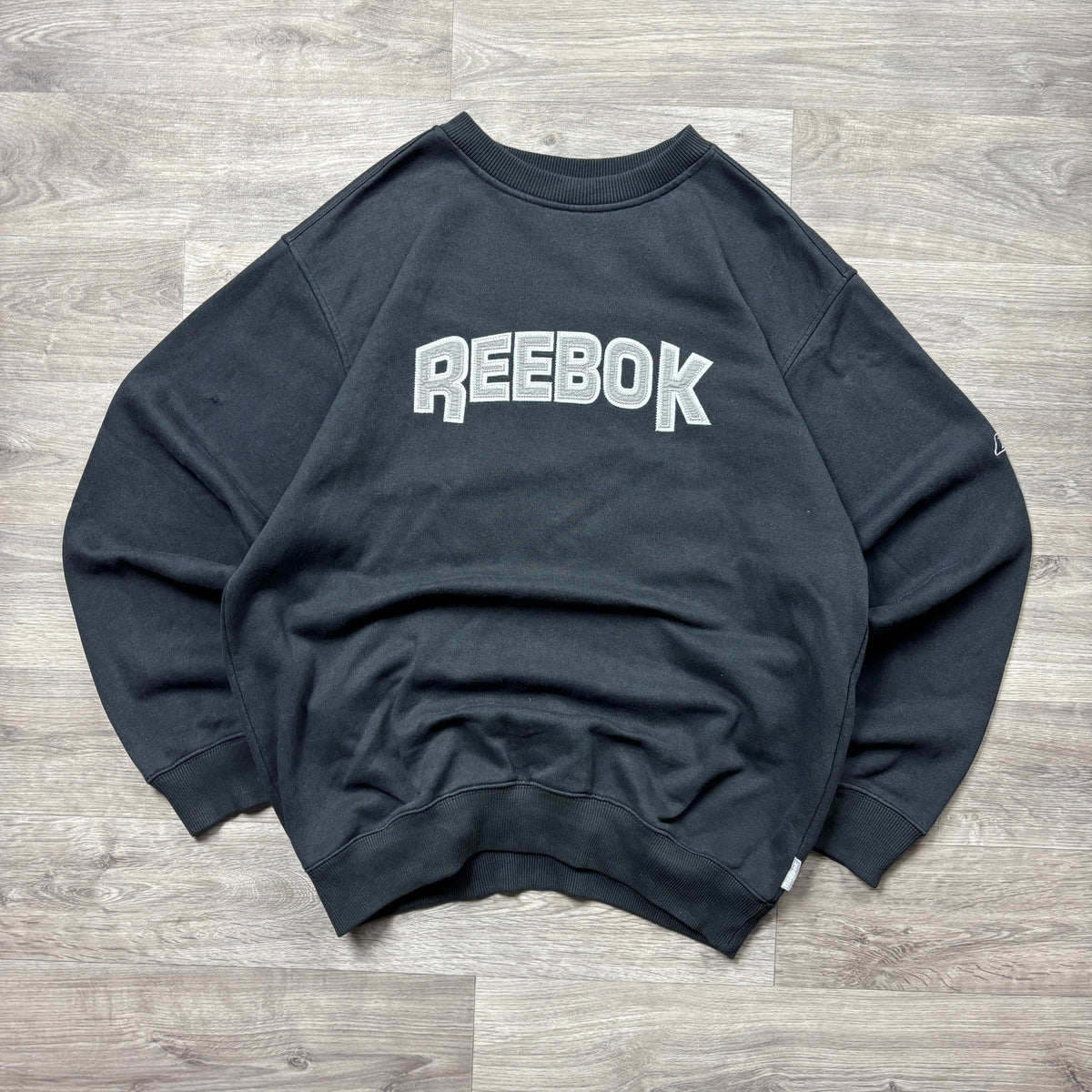 Vintage Reebok Black Sweatshirt (S)