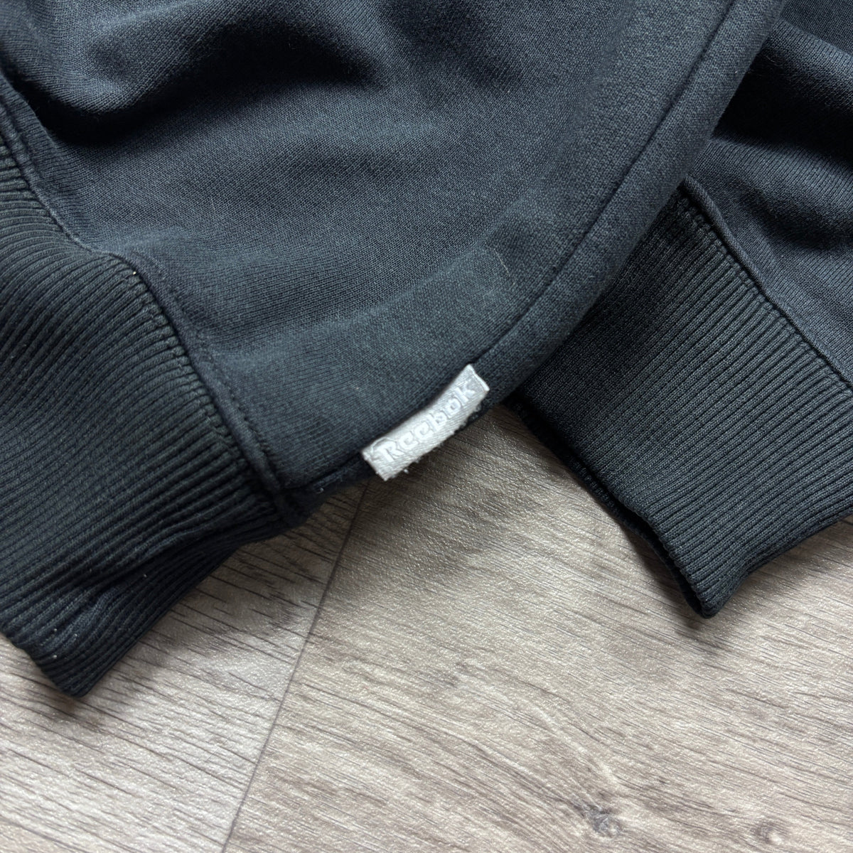Vintage Reebok Black Sweatshirt (S)