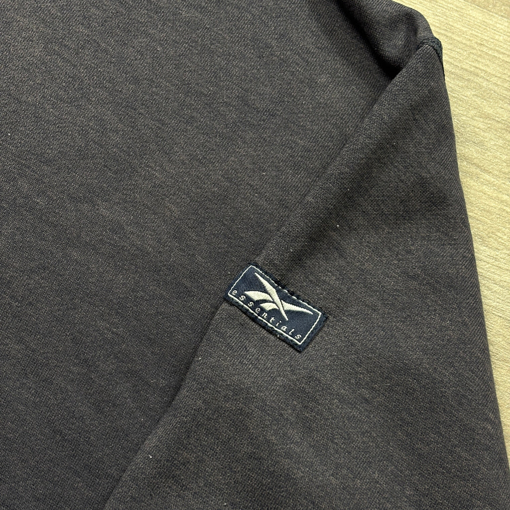 Vintage Reebok Navy Sweatshirt (L)