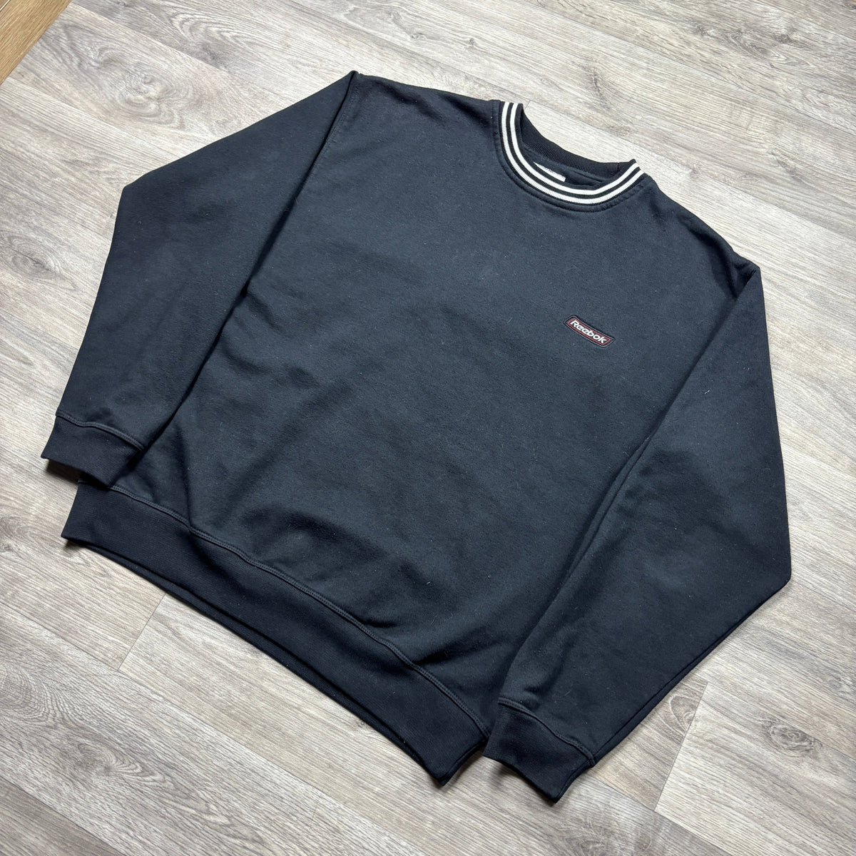 Vintage Reebok Black Sweatshirt (XS)