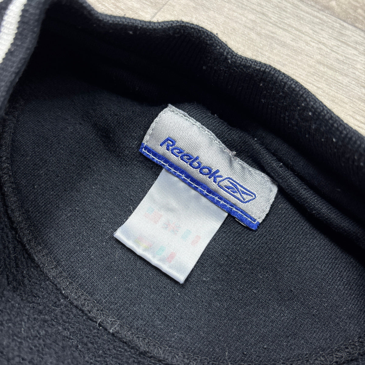 Vintage Reebok Black Sweatshirt (XS)