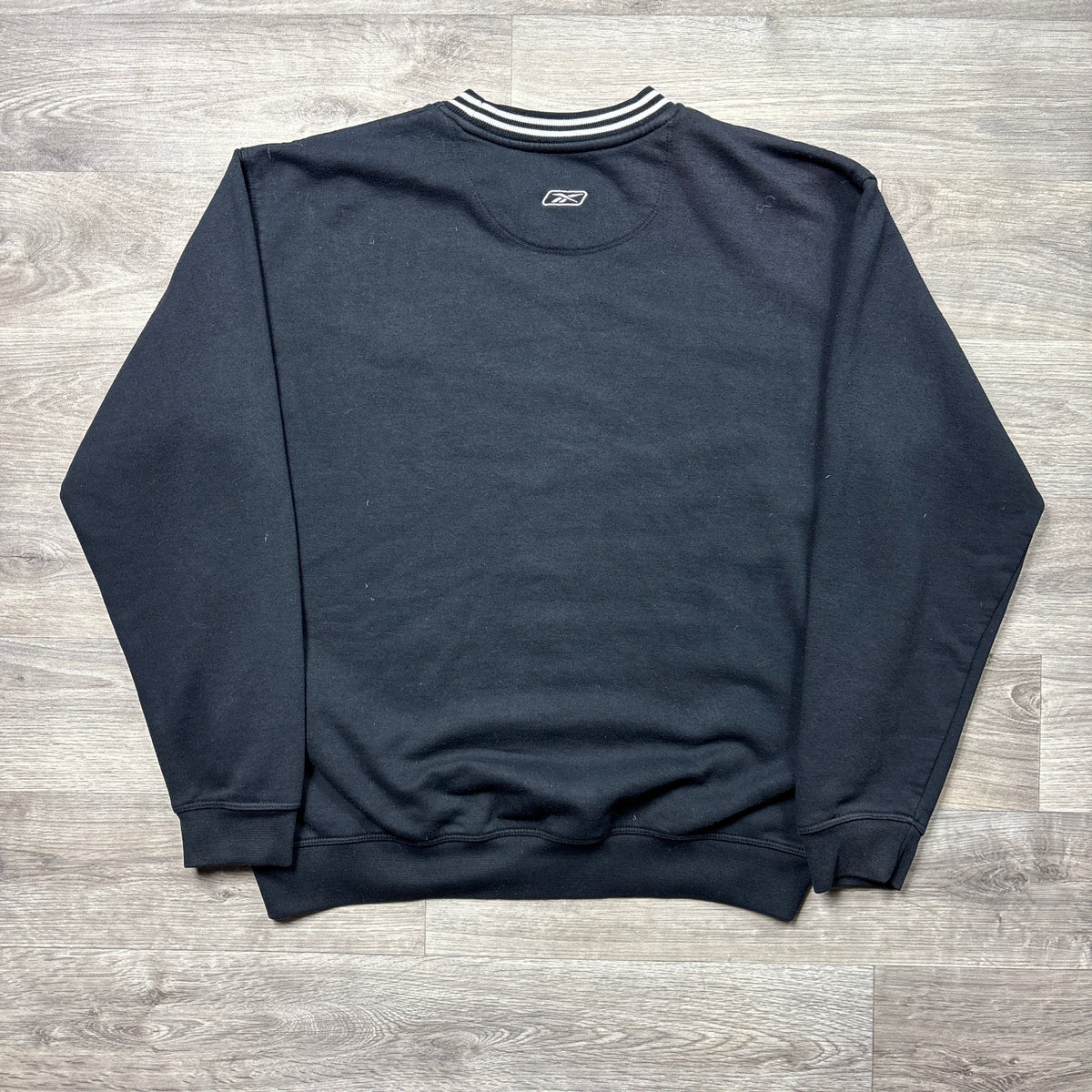 Vintage Reebok Black Sweatshirt (XS)