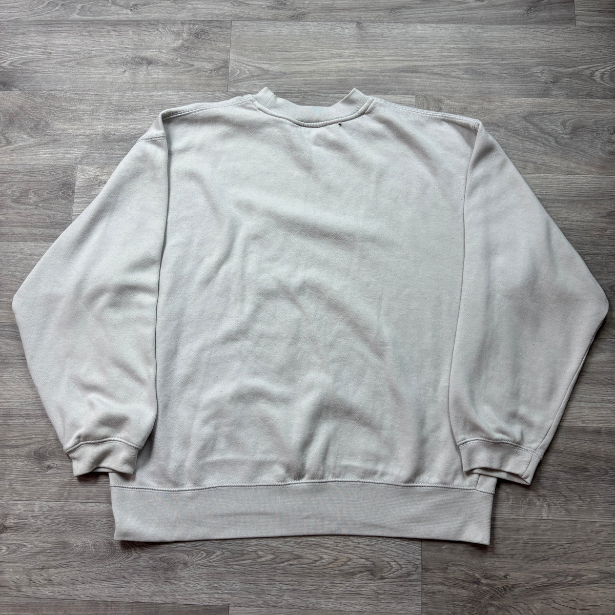 Vintage Reebok Cream Sweatshirt (XS)