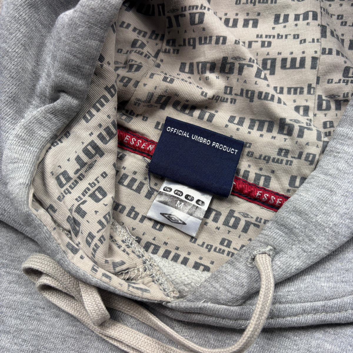 Vintage Umbro Grey Hoodie (S)