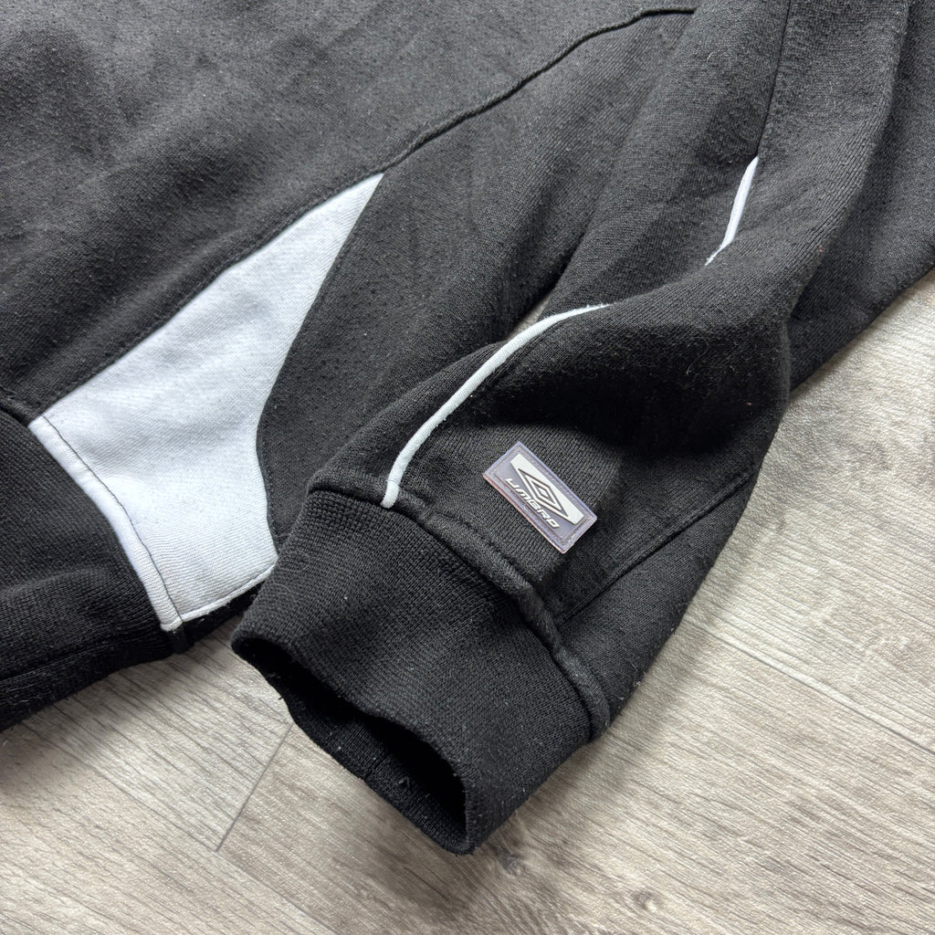 Vintage Umbro Black Sweatshirt (S)