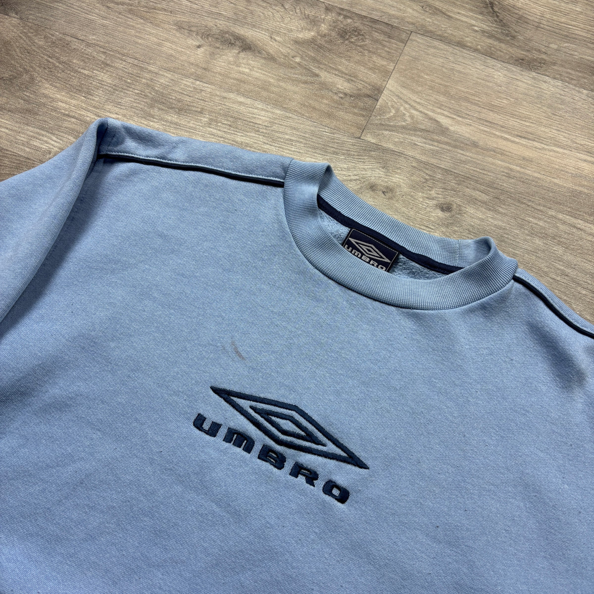Vintage Umbro Blue Sweatshirt (XS)