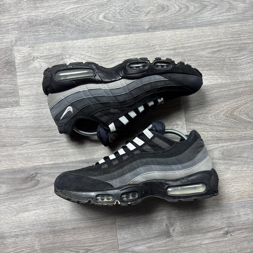 Nike Air Max 95 'Grey Gradient /Reverse Dust' UK9