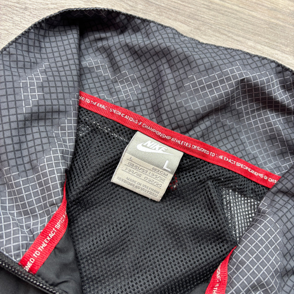 Vintage Nike Black 'MAX LTD' Jacket (L)
