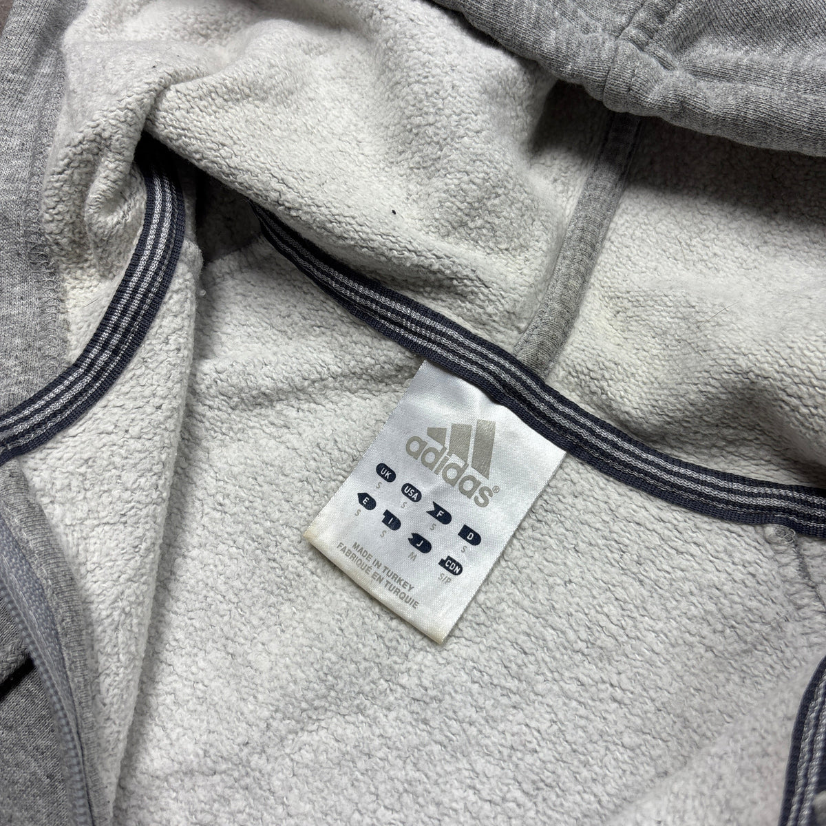 Vintage Adidas Grey Zip-Up Hoodie (S)