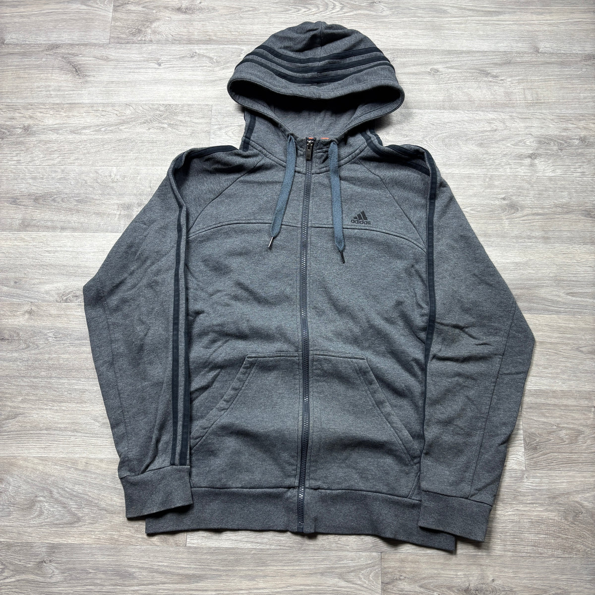 Vintage Adidas Essential Grey Zip-Up Hoodie (M)