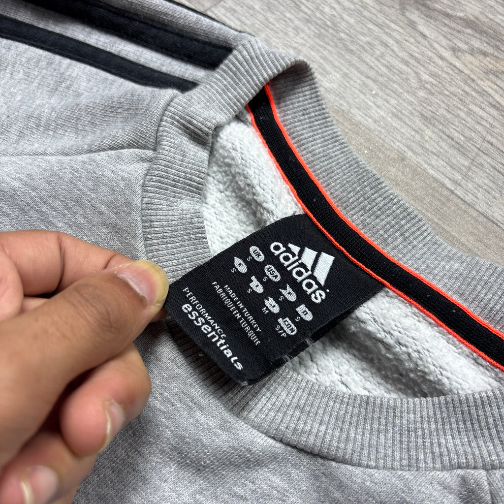 Vintage Adidas Essentials Grey Sweatshirt (S)